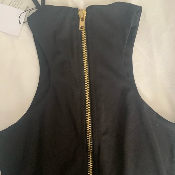 Angl chic peek zipper black crop tank top - Picture 4 of 7
